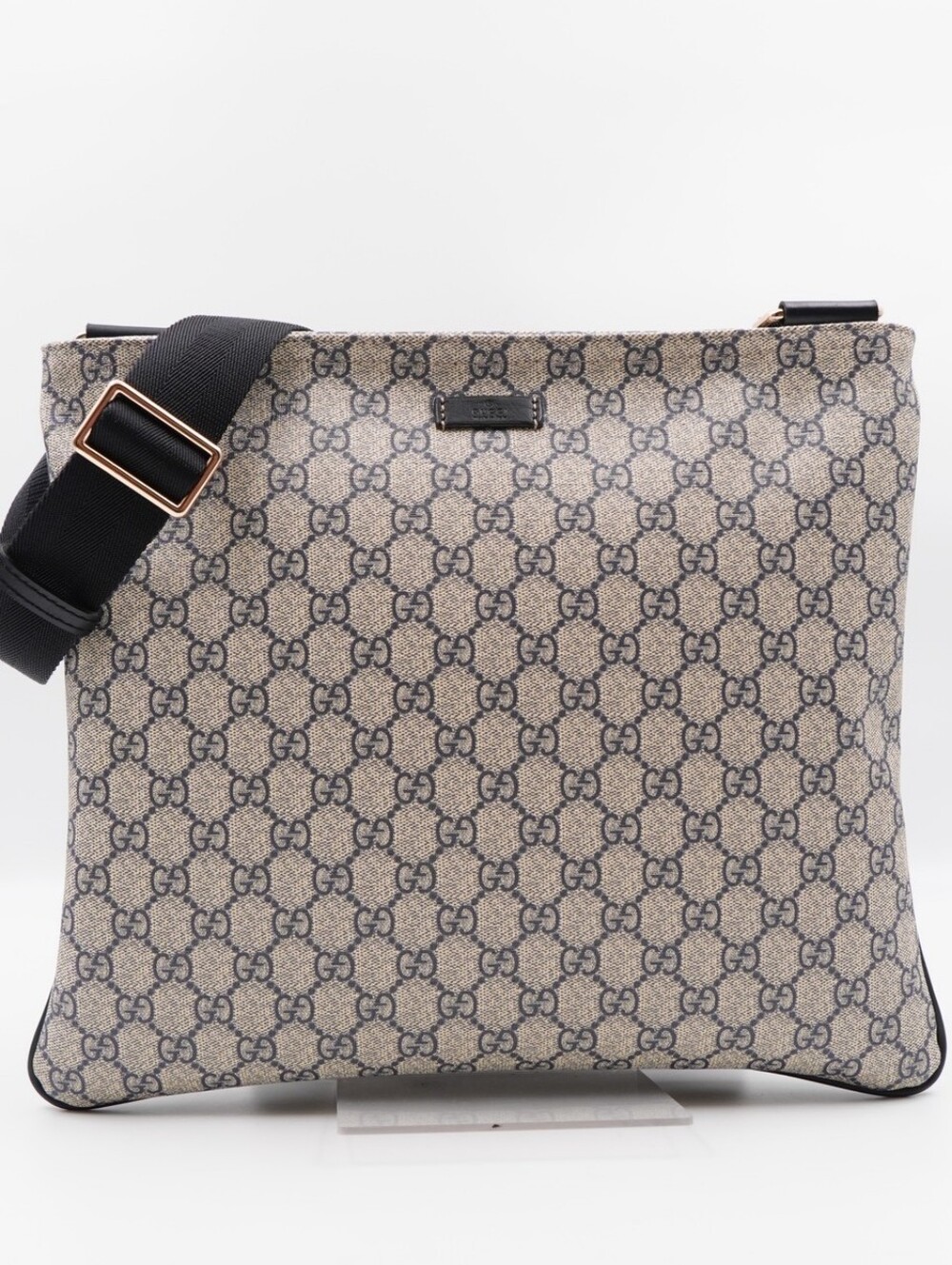 CJ09 ❤️ GUCCI GG Supreme Monogram Flat Messenger Bag